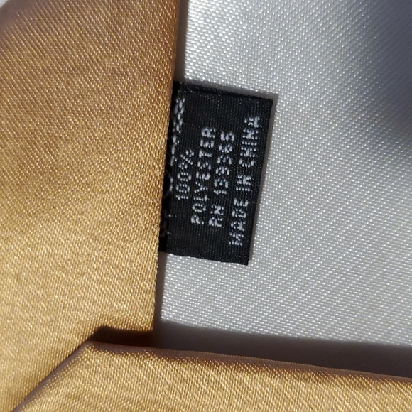 Men's gold color Manzini silk tie - Picture 4 of 6